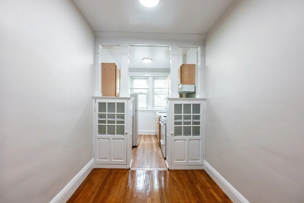 1 bed, 1 bath apartment for rent at 1 Craigie Unit 23, Harvard Square — photo 9 of 28