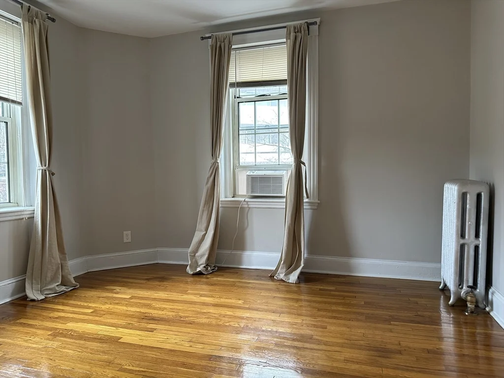 2 bed, 1 bath apartment for rent at 1 Craigie Unit 24, Harvard Square — photo 17 of 20