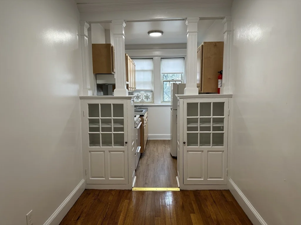 2 bed, 1 bath apartment for rent at 1 Craigie Unit 26, Harvard Square — photo 11 of 20
