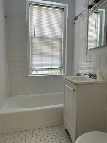 2 bed, 1 bath apartment for rent at 1 Craigie Unit 26, Harvard Square — photo 14 of 20