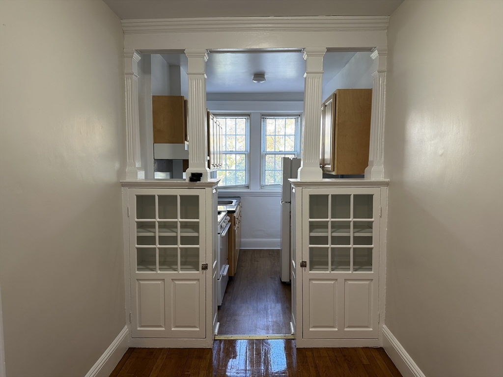 2 bed, 1 bath apartment for rent at 1 Craigie Unit 36, Harvard Square — photo 14 of 28