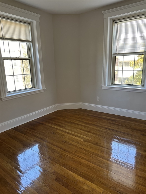2 bed, 1 bath apartment for rent at 1 Craigie Unit 36, Harvard Square — photo 24 of 28
