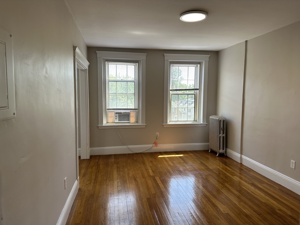 Studio bed, 1 bath apartment for rent at 1 Craigie Unit 41, Harvard Square — photo 2 of 20