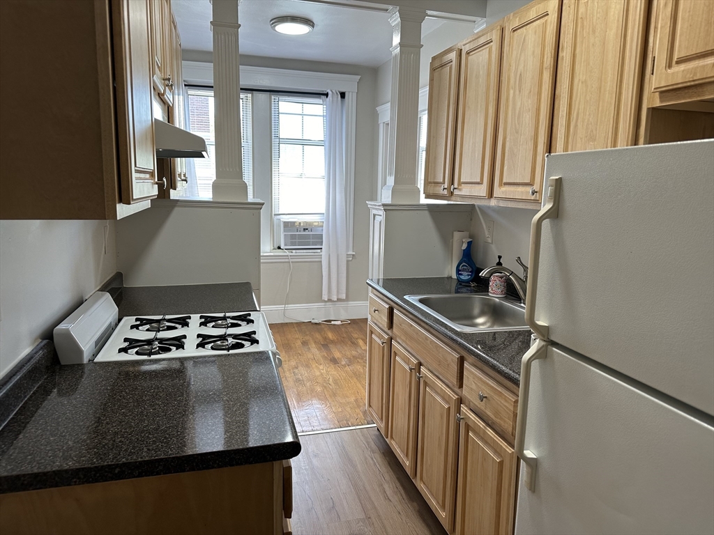 Studio bed, 1 bath apartment for rent at 1 Craigie Unit 41, Harvard Square — photo 13 of 20