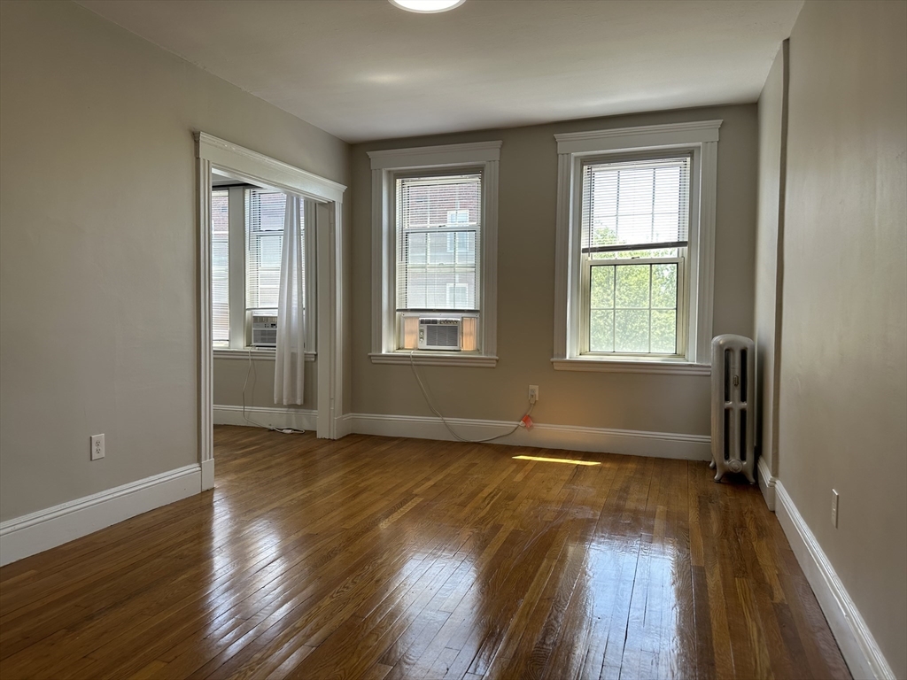 Studio bed, 1 bath apartment for rent at 1 Craigie Unit 41, Harvard Square — photo 5 of 20