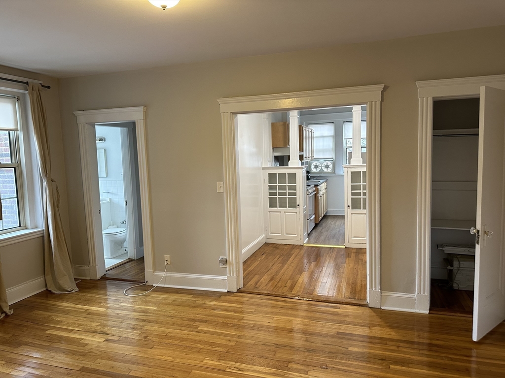 2 bed, 1 bath apartment for rent at 1 Craigie Unit 46, Harvard Square — photo 3 of 20