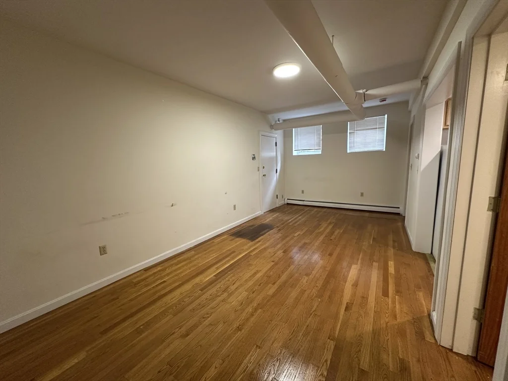 2 bed, 1 bath apartment for rent at 1 Craigie Unit B2, West Cambridge — photo 2 of 17