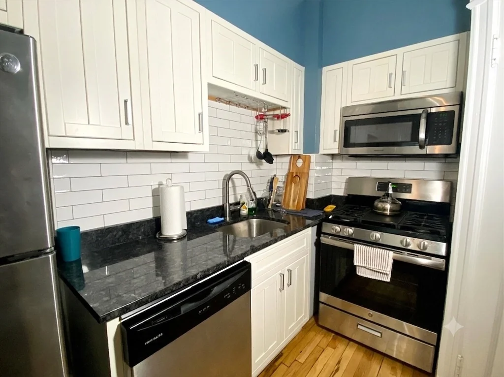1 bed, 1 bath apartment for rent at 1 Crawford St Unit 2, Harvard Square — photo 7 of 12