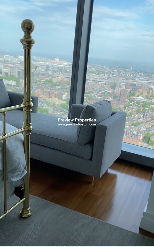 2 bed, 2.5 bath apartment for rent at 1 Dalton St, Back Bay — photo 9 of 10