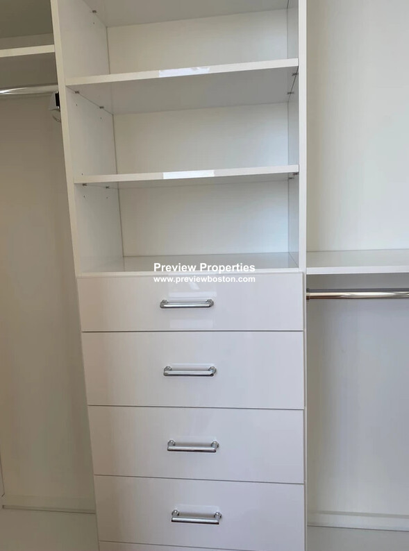 2 bed, 2.5 bath apartment for rent at 1 Dalton St, Back Bay — photo 6 of 10