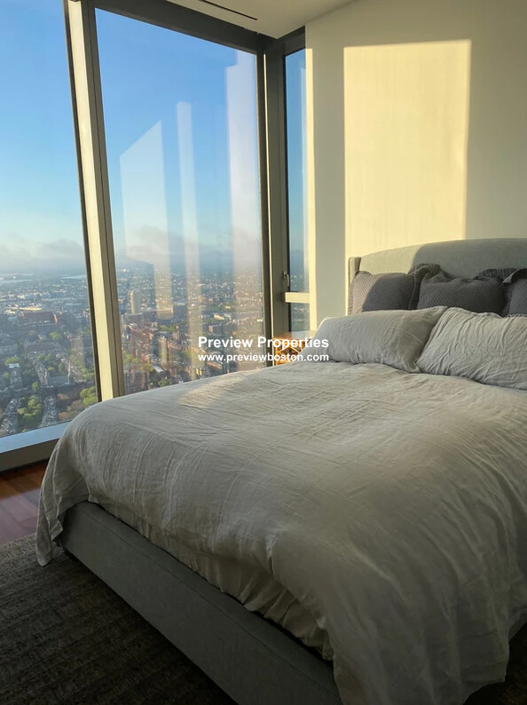 2 bed, 2.5 bath apartment for rent at 1 Dalton St, Back Bay — photo 5 of 10