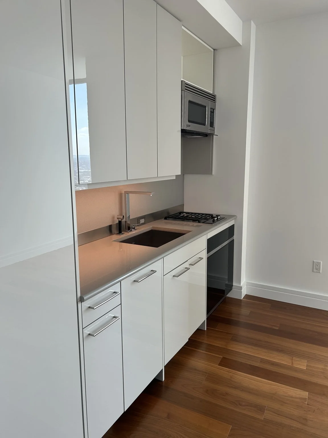 Studio bed, 1 bath apartment for rent at 1 Dalton St Unit 2406, Back Bay — photo 17 of 29