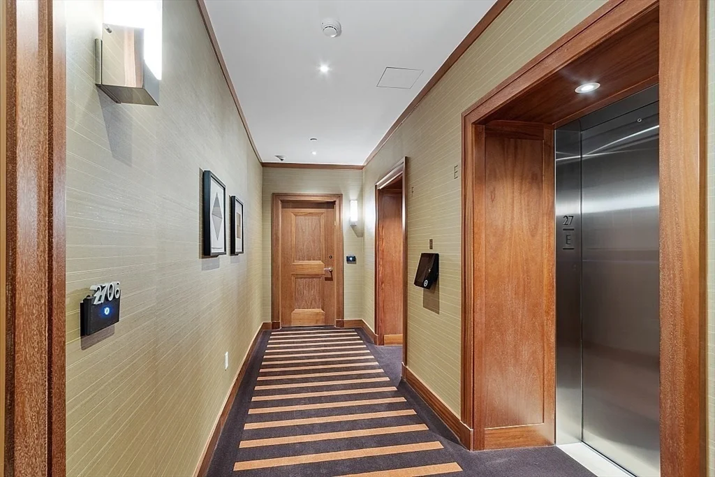 1 bed, 1.5 bath apartment for rent at 1 Dalton St Unit 2706, Back Bay — photo 26 of 39