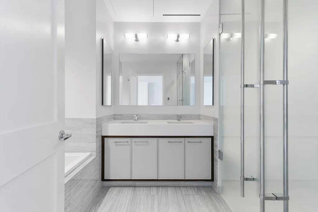 2 bed, 2.5 bath apartment for rent at 1 Dalton St Unit 3108, Back Bay — photo 19 of 39