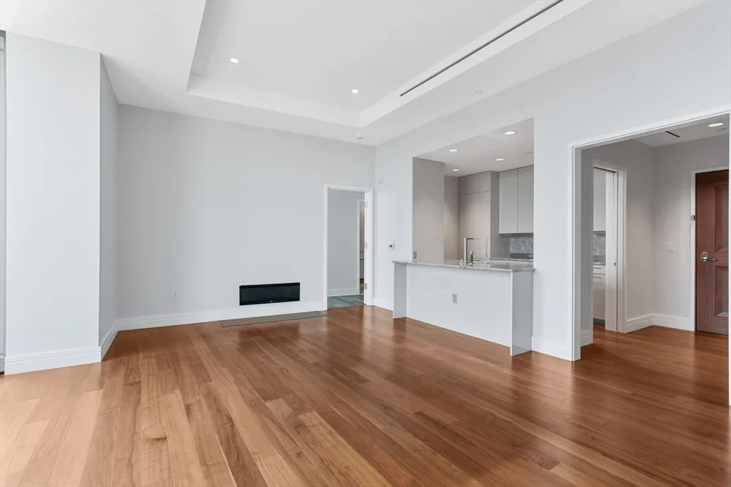 2 bed, 2.5 bath apartment for rent at 1 Dalton St Unit 3108, Back Bay — photo 3 of 39