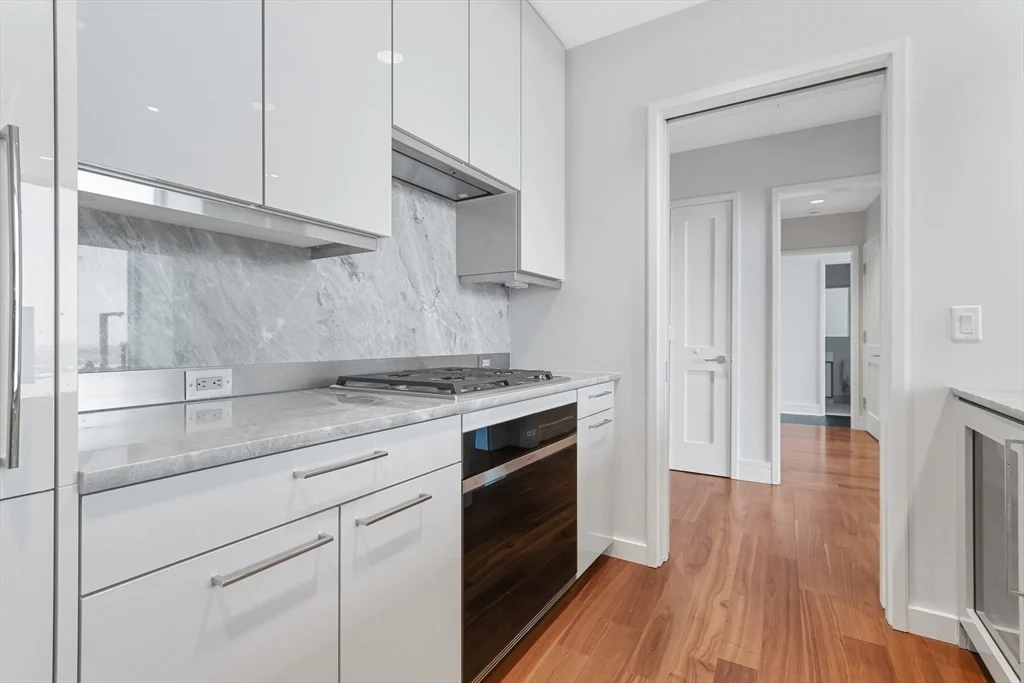 2 bed, 2.5 bath apartment for rent at 1 Dalton St Unit 3108, Back Bay — photo 11 of 39