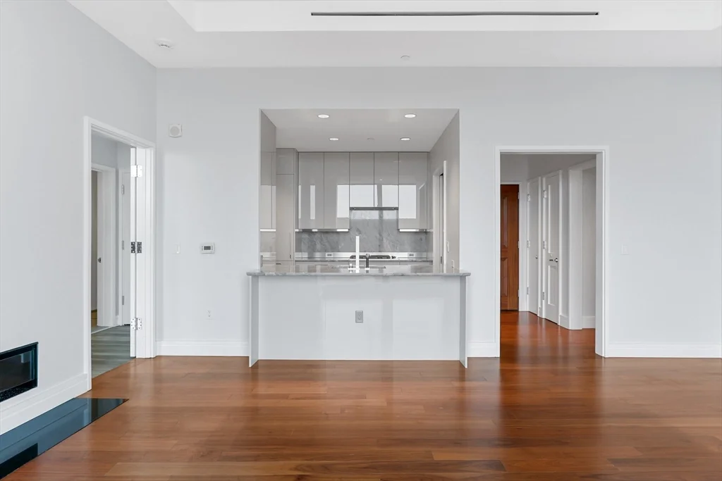 2 bed, 2.5 bath apartment for rent at 1 Dalton St Unit 3108, Back Bay — photo 6 of 39