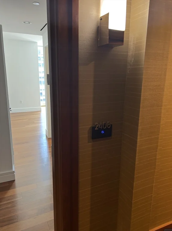 Studio bed, 1 bath apartment for rent at 1 Dalton Unit 2406, Back Bay — photo 11 of 26