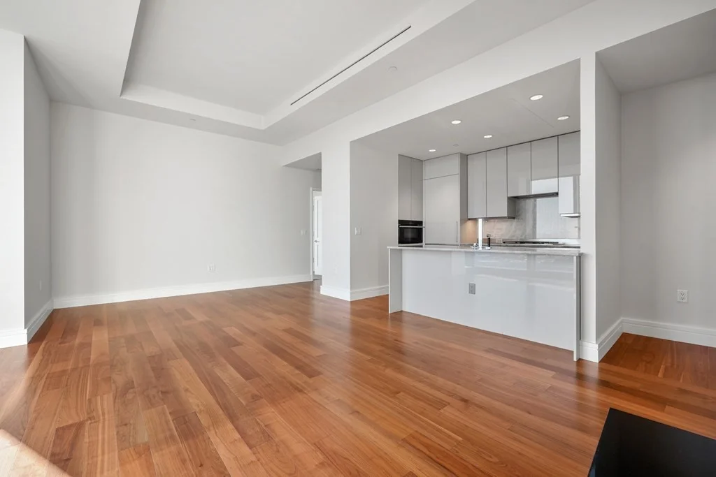 2 bed, 2 bath apartment for rent at 1 Dalton Unit 4703, Back Bay — photo 4 of 20