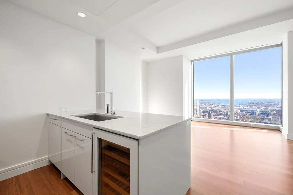 2 bed, 2 bath apartment for rent at 1 Dalton Unit 4703, Back Bay — photo 6 of 20