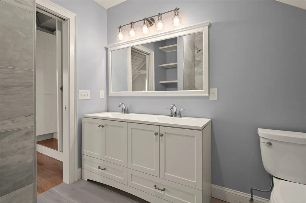 2 bed, 2 bath apartment for rent at 1 Deer Island St Unit 3, Newburyport — photo 15 of 39