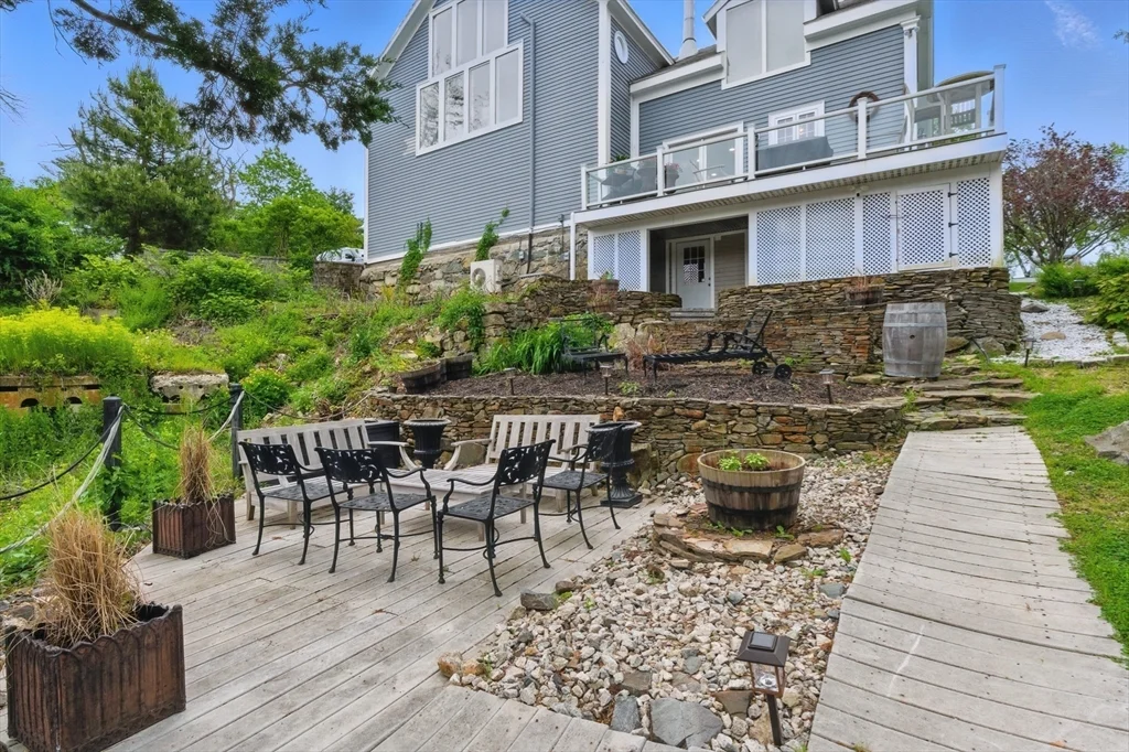2 bed, 2 bath apartment for rent at 1 Deer Island Unit 3, Newburyport — photo 6 of 38