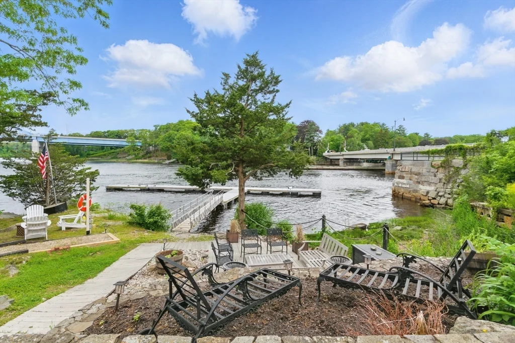 2 bed, 2 bath apartment for rent at 1 Deer Island Unit 3, Newburyport — photo 10 of 38