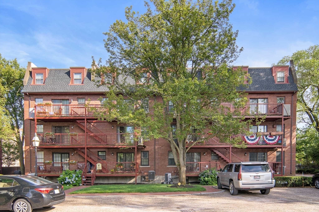 2 bed, 2 bath apartment for rent at 1 Devens St Unit 3, Charlestown — photo 18 of 18