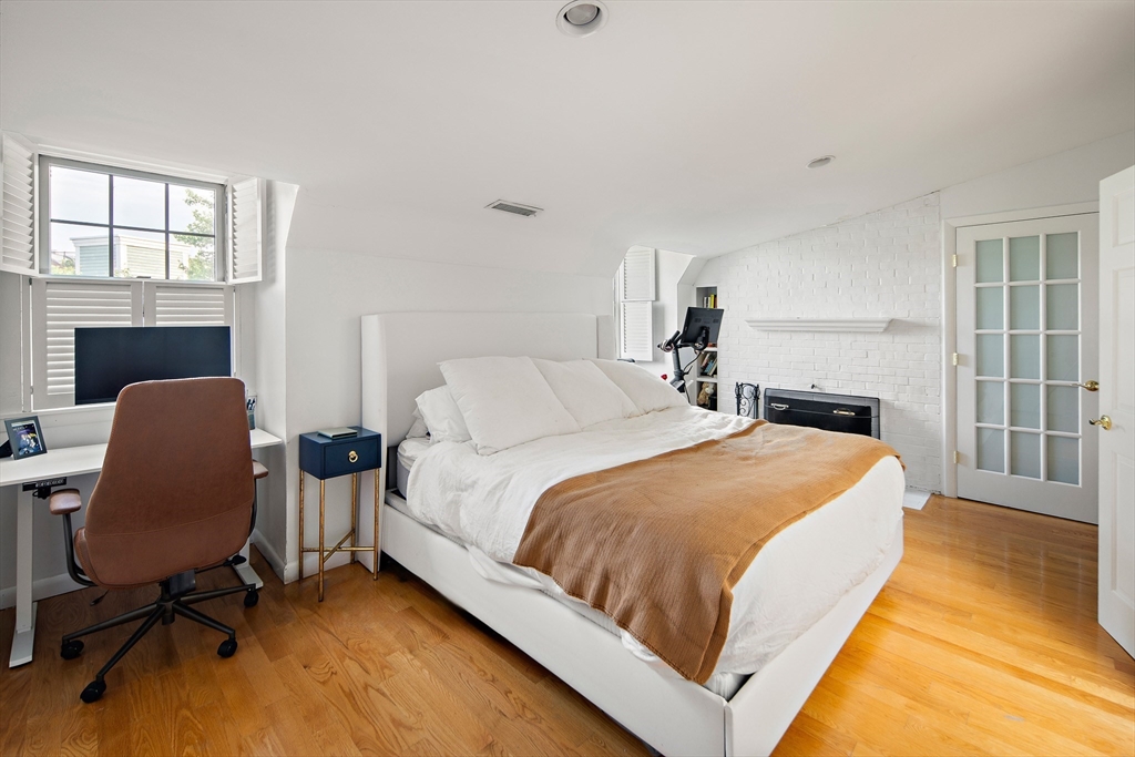 2 bed, 2 bath apartment for rent at 1 Devens St Unit 3, Charlestown — photo 12 of 18