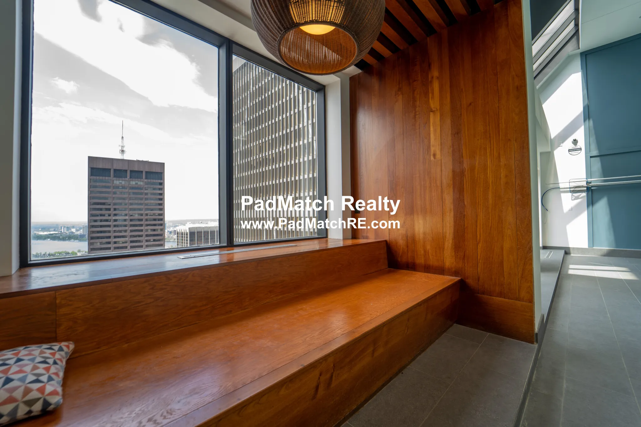 1 bed, 1 bath apartment for rent at 1 Devonshire Pl Unit 1208, Boston Downtown — photo 3 of 24