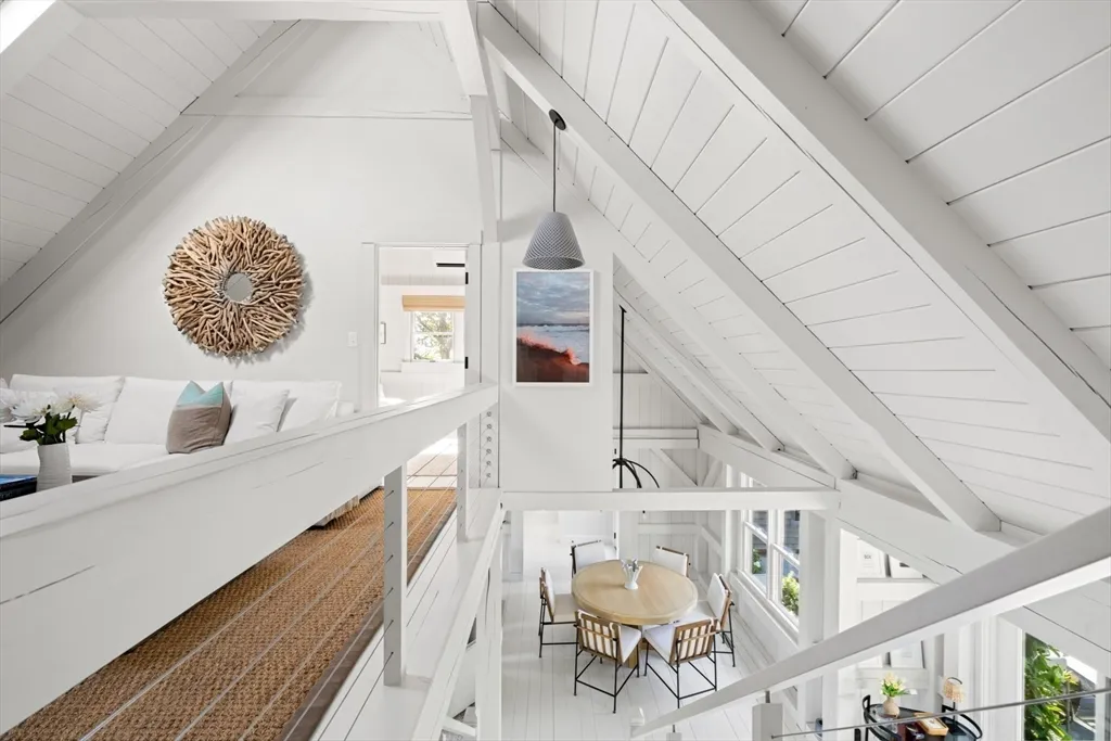 4 bed, 3 bath apartment for rent at 1 Doc Ryder, Nantucket — photo 27 of 42