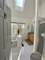 4 bed, 2 bath apartment for rent at 1 Eagle Cliff Rd, South Chelmsford — photo 10 of 12