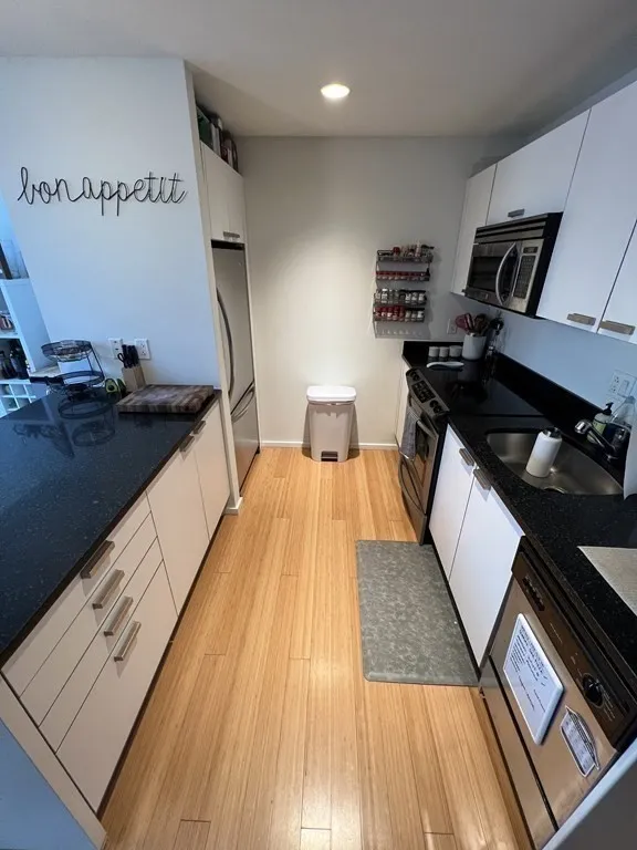 1 bed, 1.5 bath apartment for rent at 1 Earhart St Unit 711, East Cambridge — photo 8 of 29