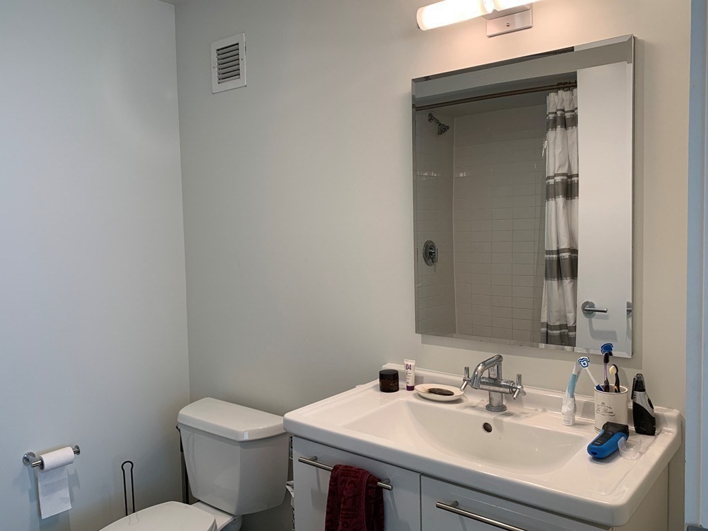 1 bed, 1 bath apartment for rent at 1 Earhart Unit 301, East Cambridge — photo 8 of 8