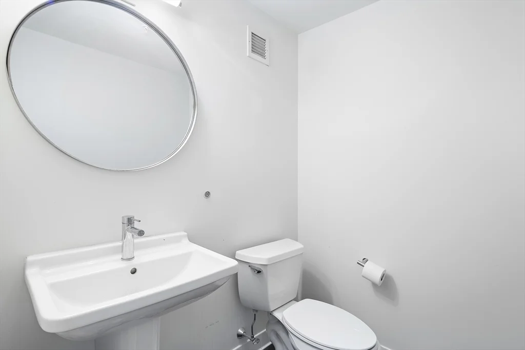 1 bed, 1 bath apartment for rent at 1 Earhart Unit 310, East Cambridge — photo 4 of 15