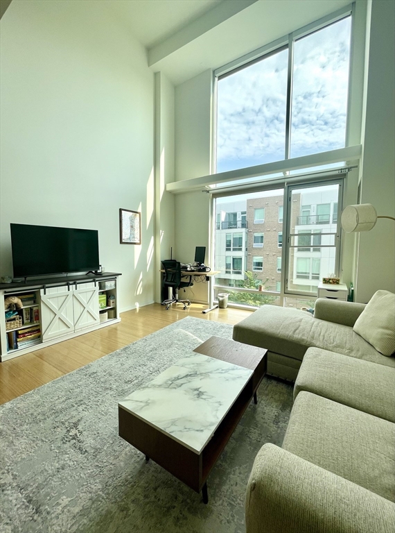 1 bed, 1 bath apartment for rent at 1 Earhart Unit 515, East Cambridge