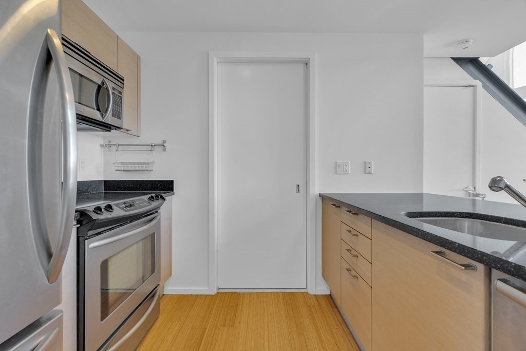 1 bed, 1 bath apartment for rent at 1 Earhart Unit 525, East Cambridge — photo 2 of 13