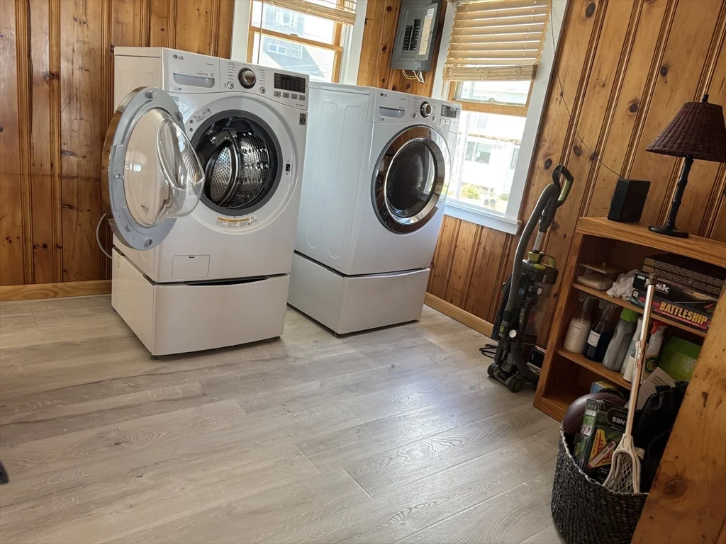 5 bed, 2 bath apartment for rent at 1 East St, Rexhame — photo 10 of 16