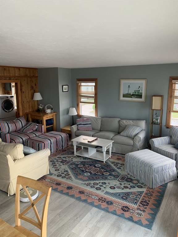 5 bed, 2 bath apartment for rent at 1 East St Unit 1, Rexhame — photo 12 of 14