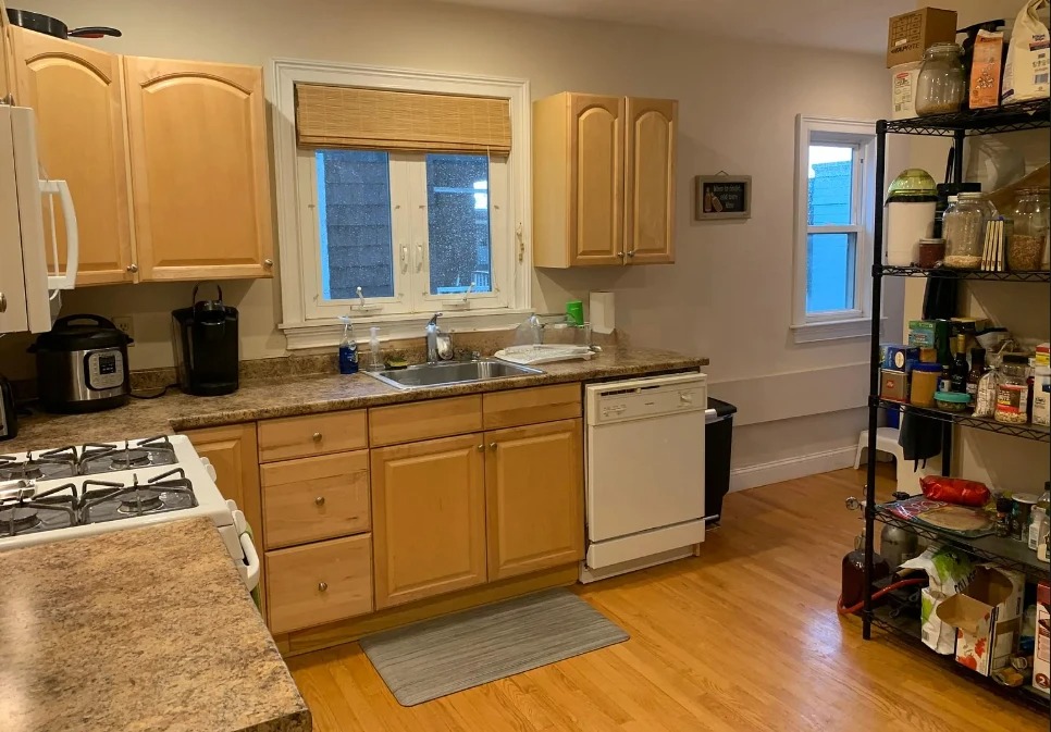 2 bed, 1 bath apartment for rent at 1 Edgar Ter Unit 1, Winter Hill — photo 2 of 10