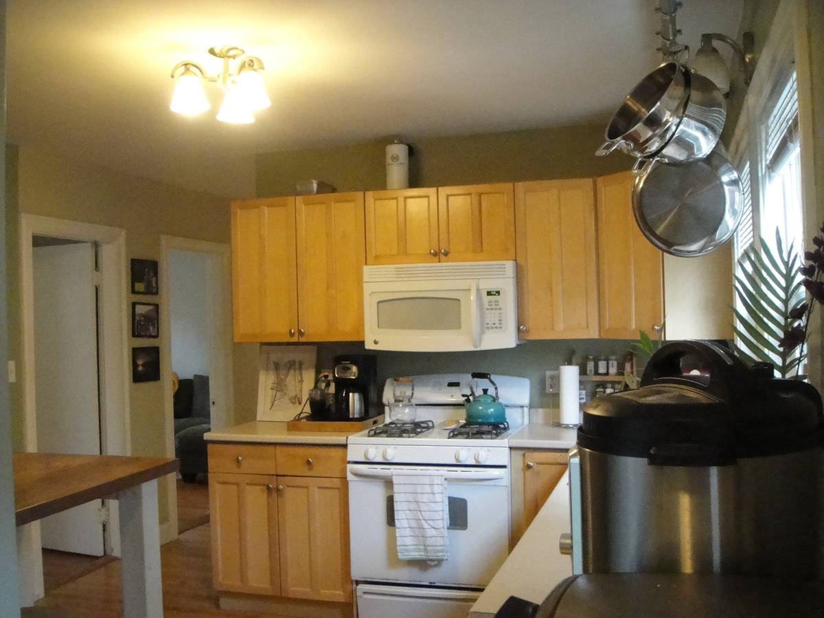2 bed, 1 bath apartment for rent at 1 Edgar Ter Unit 1, Winter Hill — photo 1 of 10