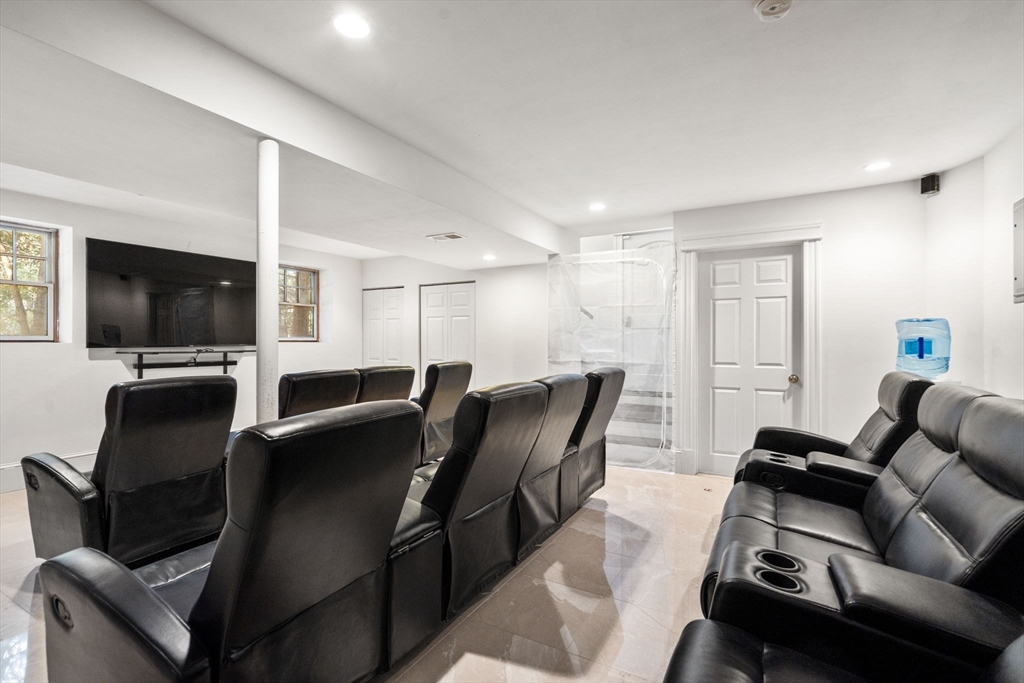 6 bed, 4+ bath apartment for rent at 1 Edmunds Rd, Wellesley Hills — photo 9 of 9