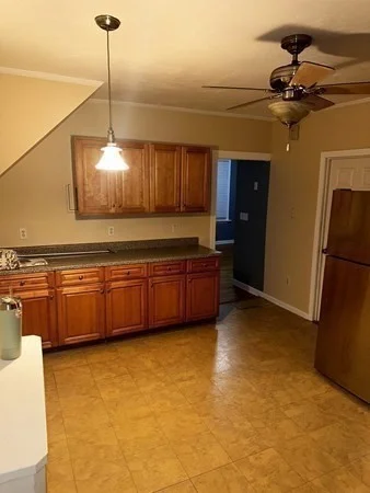 2 bed, 1 bath apartment for rent at 1 Electric St Unit 2, Worcester — photo 7 of 15