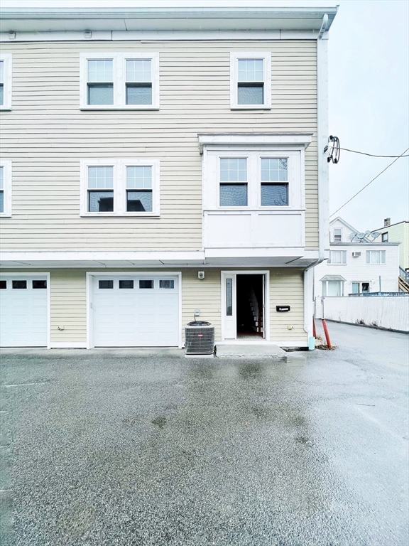 2 bed, 3 bath apartment for rent at 1 Emmet Pl Unit 1, East Boston — photo 13 of 13