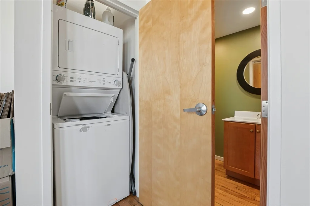 1 bed, 1 bath apartment for rent at 1 Envelope Ter Unit 202, Worcester — photo 36 of 39