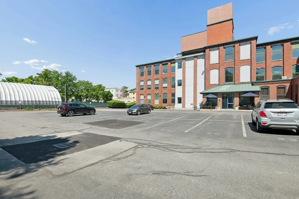 1 bed, 1 bath apartment for rent at 1 Envelope Ter Unit 202, Worcester — photo 39 of 39