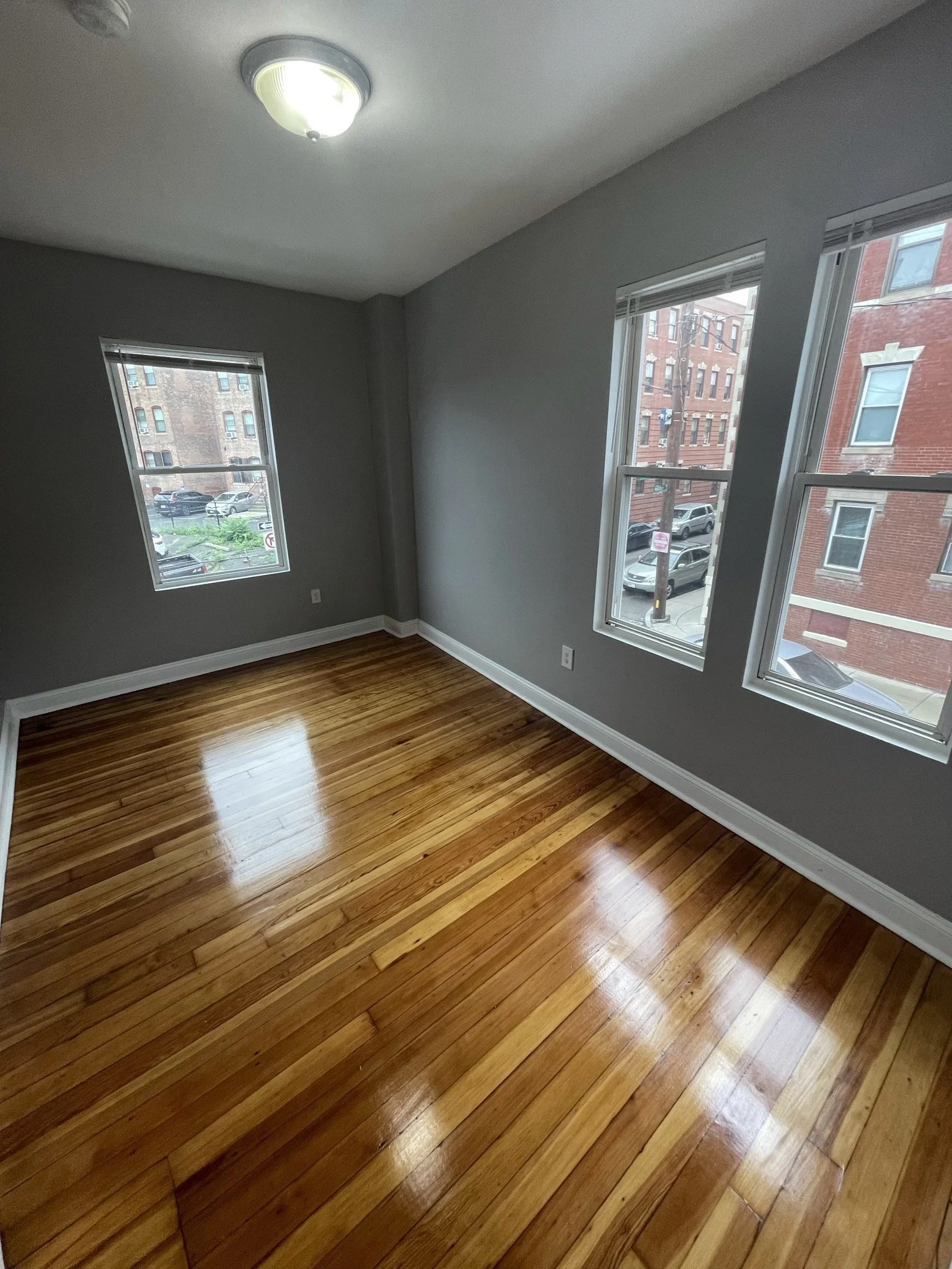 3 bed, 1 bath apartment for rent at 1 Ernst St Unit 2, Jamaica Plain — photo 6 of 13