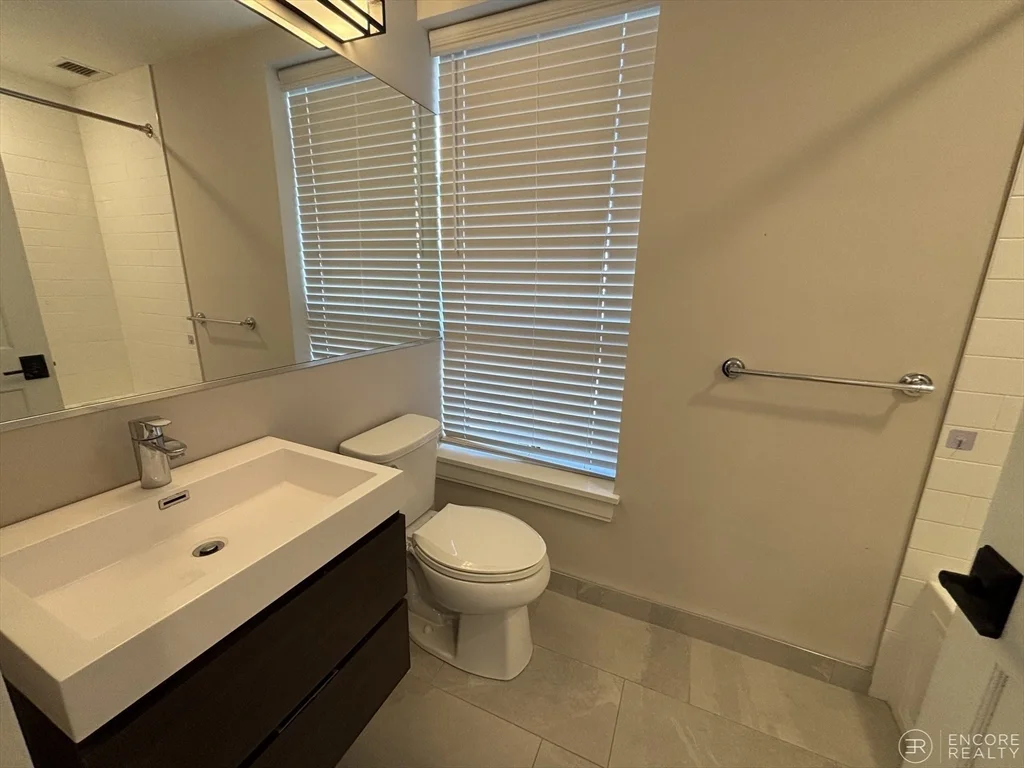 2 bed, 2 bath apartment for rent at 1 Everett St Unit 202, Allston — photo 11 of 12