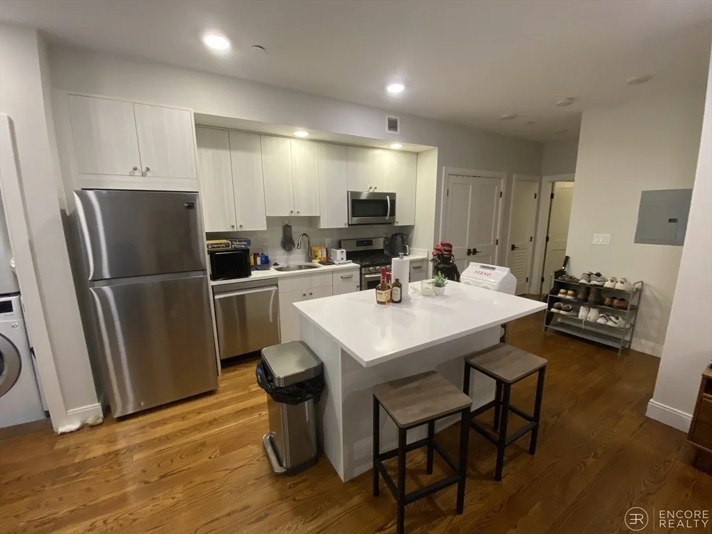 Studio bed, 1 bath apartment for rent at 1 Everett St Unit 305, Allston — photo 1 of 13