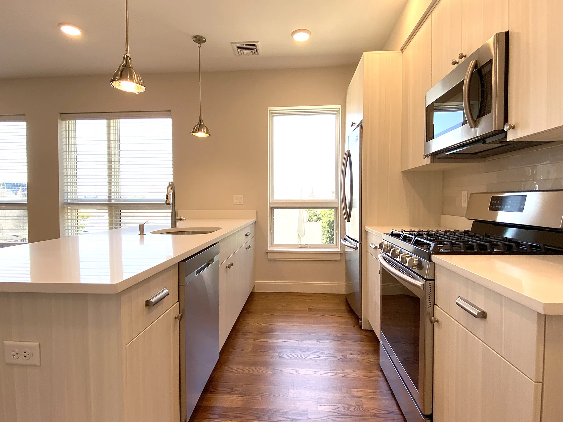 2 bed, 2 bath apartment for rent at 1 Everett St Unit 501A, Allston — photo 6 of 19